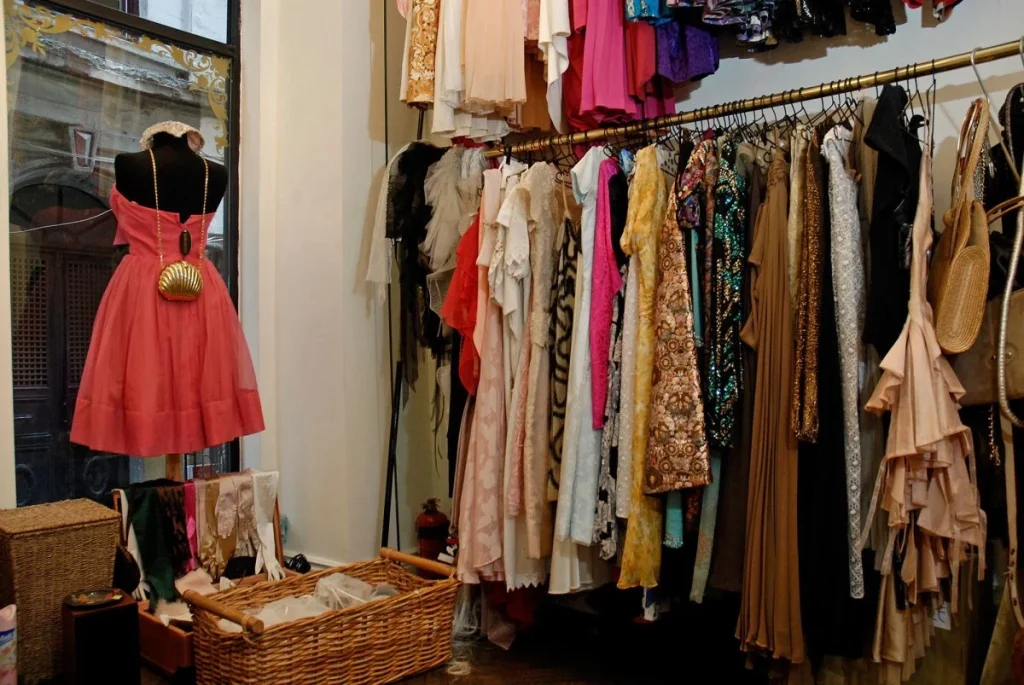 geçmişten günümüze gelen vintage modası ve retro modası arasındaki fark